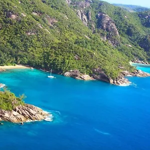 Bord Mer Beau Vallon (Mahe)